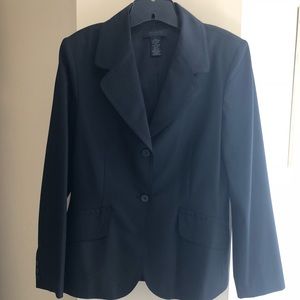 Suit Limited black with chevron top